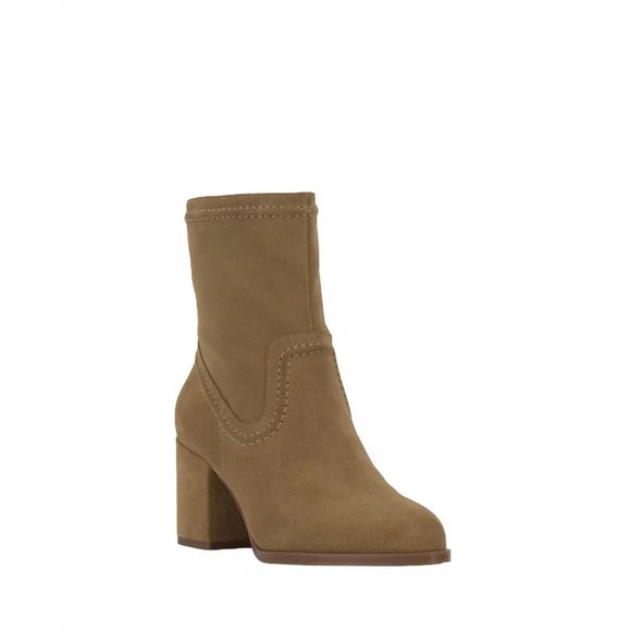 NEW VINCE CAMUTO pailey ankle boot in new tortilla - Picture 1 of 4